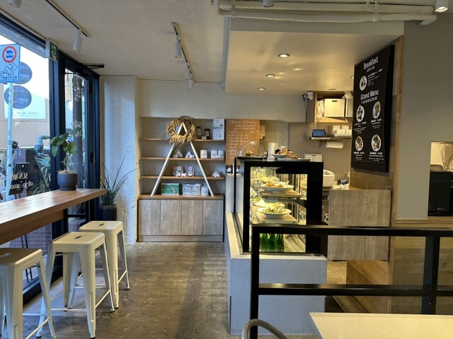 Onigily Cafe 代々木公園店 （オニギリーカフェ） - 代々木公園