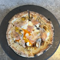 800°DEGREES ARTISAN PIZZERIA - 