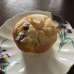 ポッコルン - 本日限定マフィンお芋りんごレーズン350円