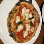 トラットリア イル レガーロ - マルゲリータ