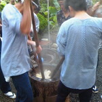 葉山 日影茶屋 - 餅つき