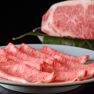 米沢牛Ａ５山形牛Ａ５黒毛和牛の美味しさをご堪能いただけます。
