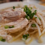 小皿中華料理 マルチュー - 小さいサイズの鶏そば