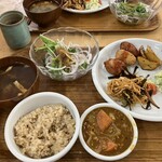 オーガニック レストラン 広場 東京店 - 