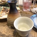 区民酒場 左利き - 日本酒　熱燗　麒麟山　780円