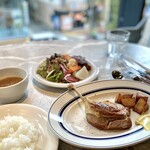 Nine Doors Restaurant&Grill - ウィークデーランチ