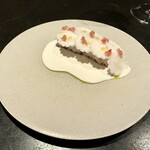280393835 - 