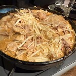 炭火焼肉・にくなべ屋 神戸びいどろ - 