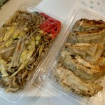 ラーメン金ちゃん - テイクアウト（焼きそば、餃子2枚）