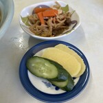 いそ前食堂 - サービスの付け合わせ