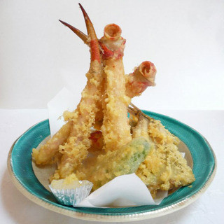 ・One plate of tall crab Tempura …3,080 yen (reservation required)