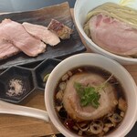 麺処 おぐら - 煮干しと地鶏の醤油つけ麺