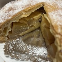 ポム・ダダン - 