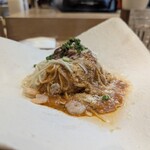 芛堂寺 - 海老とトマトバジルソース