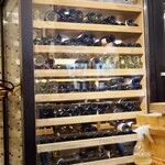 ピッツェリア レオーネ - ストックは500本位！