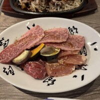 焼肉&手打ち冷麺 二郎 KANAYAMA - 