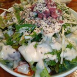 馬肉酒場 馬鹿うま精肉店 - 馬 鹿サラダ(丼)