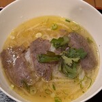 サイゴンビアア - フォーボー麺少なめ
