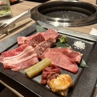 近江うし焼肉 にくTATSU 渋谷店 - 