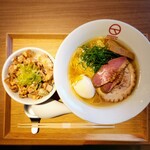 Ramen Rouge - 特製鴨上湯そば 肉ごはん