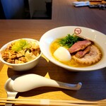 Ramen Rouge - 特製鴨上湯そば 肉ごはん