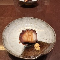 鮨　日本橋　鰤門 - 蛸の柔らか煮