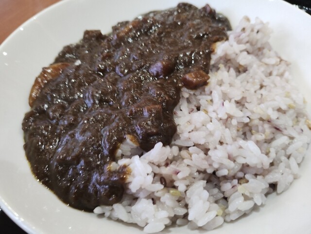 薬膳喫茶 YOYOJOJO（ヨーヨージョージョー） - 鷹ノ巣（喫茶店）の写真