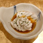 寿司赤酢・望月 - クエとたらの白子しゃぶしゃぶ