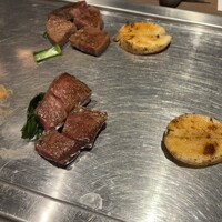 鉄板和食とワイン 萬鉄 - 