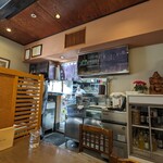 そば処水元やぶ - 忙しそうな厨房