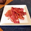 黒毛和牛焼肉 さくら亭 - ハラミ＆カルビのランチのお肉。