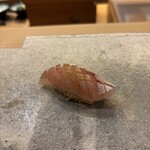 すし処 睦月 - 稚鯛(カスゴ)
