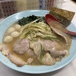 ◯つばき食堂 - ねぎチャーシュー並+うずら5個