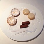 コート ドール - 2025.1.  ミニャルディーズ 