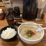 老虎苑 - かす汁定食＠550円の汁（大）＋@50円