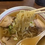 会津喜多方ラーメン 坂新 - 麺リフト！