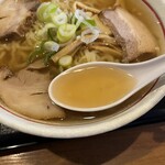 会津喜多方ラーメン 坂新 - 透き通ったスープ！