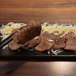 海鮮炭火原始焼き 日本酒 のど黒炭魚 - 