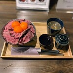 肉 Needs - 特上超絶ファフィ丼+ライス大盛り