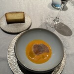 グリルうかい - 卵とトリュフソースとパンラスク