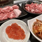 羊屋 どん - 生ラム・塩ラム・すじこ・キムチ