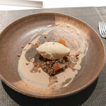 エクアトゥール - 紅茶のわらび餅クランブル、キンカンのコンポート、レモンのアイス