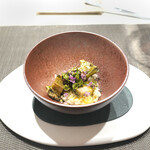 エクアトゥール - 黒アワビと肝、シェリービネガーがほのかに香るご飯、キャビアを上に