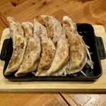 ねお 豊田 うりずん あぐー豚と旬菜うまいもん屋 - あぐー豚の肉汁餃子