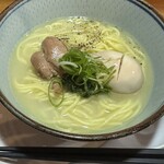 スープ研究処 ぶいよん - 