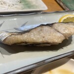 おすし家のいらぶ - 焼き魚は鰆です。
