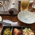 博多うずまき - 「博多」前菜の三種盛り　ビール