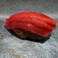 鮨 なかや - 中トロ（アイルランド） ※とろける食感に溢れる旨味