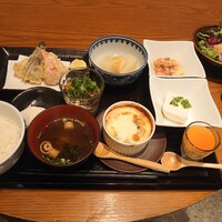 春秋ユラリ 恵比寿 - 