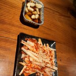 炭火焼き肉 上州ホルモン 仙水苑 - にんにくと長芋のキムチ